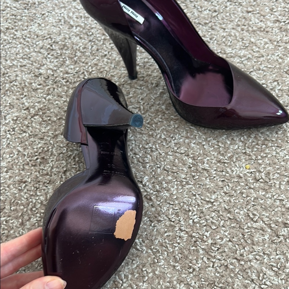 Miu Miu Purple Patent Leather Heels - Picture 5 of 15